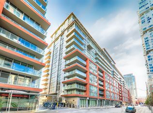 21 Nelson St #714, Toronto, ON M5V 3H9