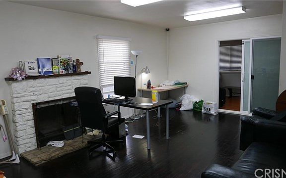 4th image of 7352 Camellia Ave