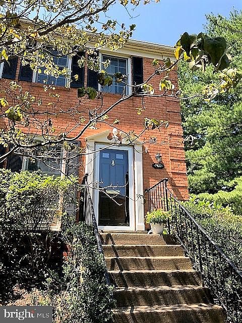 1st image of 7430 Chummley Ct