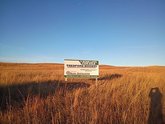 3rd image of Highway 83