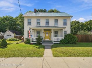 22 Bridge St, Wallkill, NY 12589