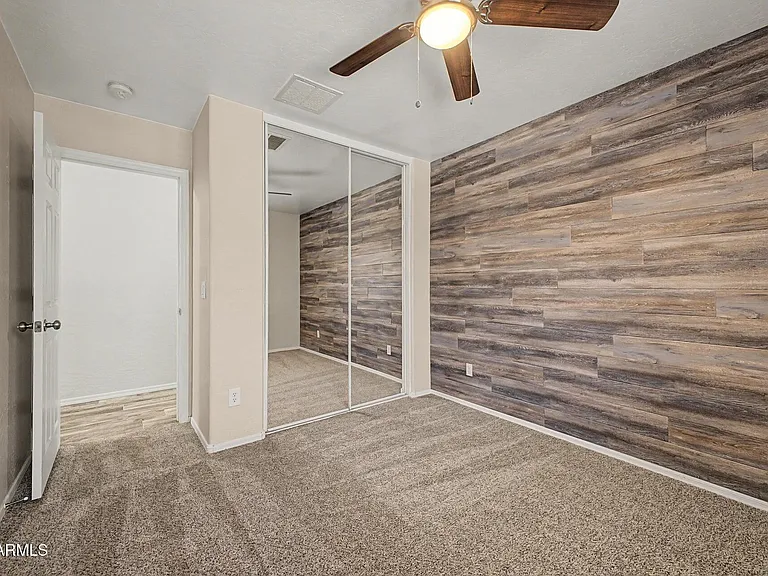 1633 S 225th Ln — Photo 17