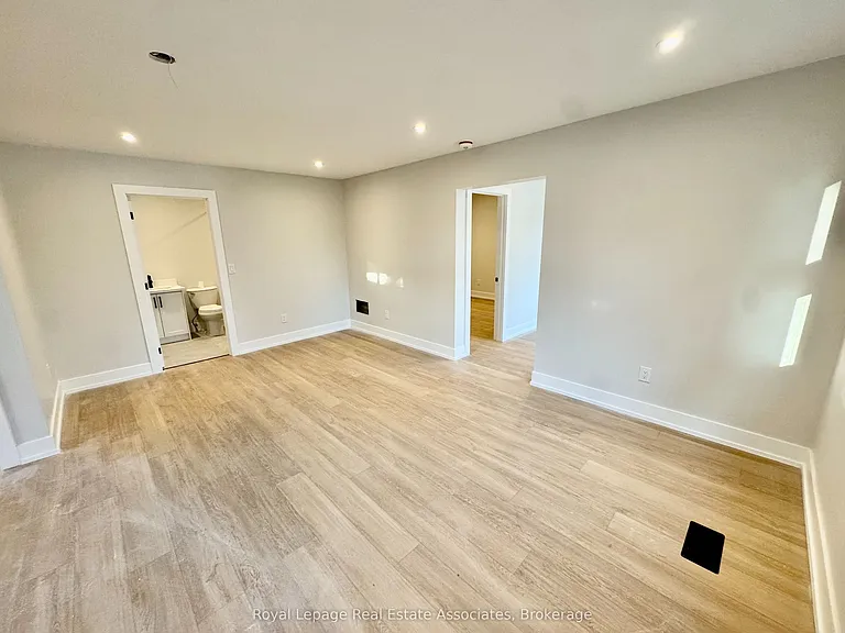 246 Marlborough St #1 — Photo 7