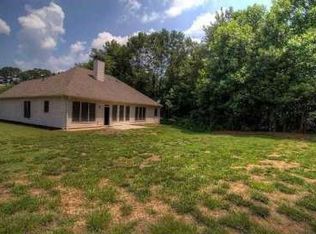 9030 Indian Overlook Trl, Ball Ground, GA 30107