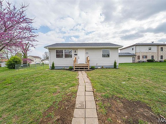 2nd image of 408 Hambro Ave