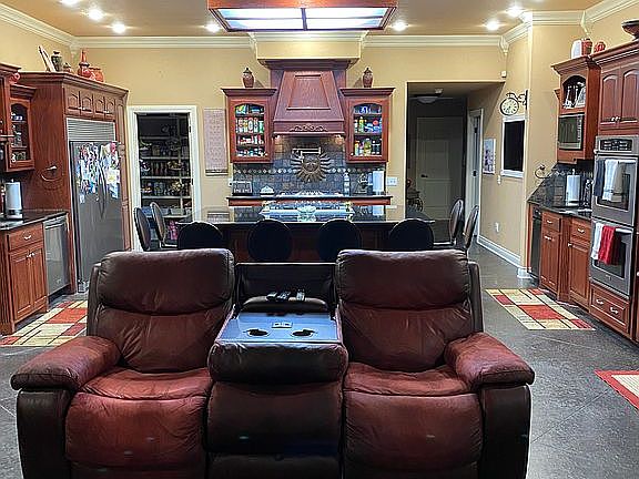 3rd image of 1642 N John Miller Rd #72704