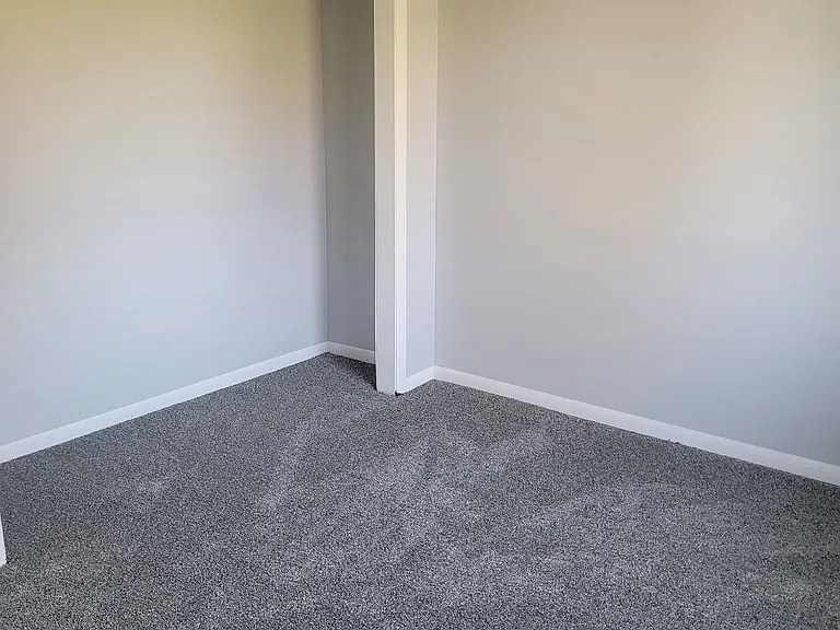 306 Larson Ct #8 — Photo 9