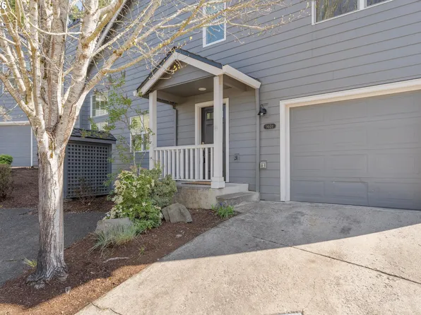9601 NW Miller Hill Dr, Portland, OR 97229