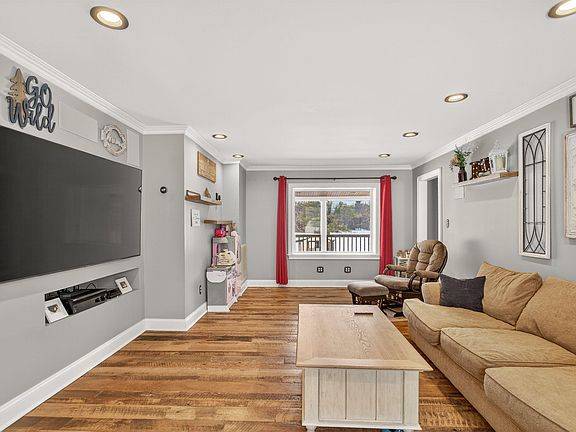 5th image of 1325 Mount Torrey Rd