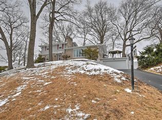 32 Lombardy Dr, Decatur, IL 62521