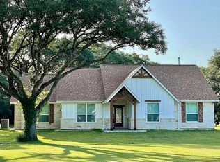 99 Pin Oak Cir, Van Vleck, TX 77482
