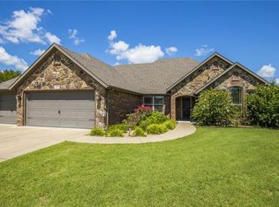 1801 W Brooks Pl, Rogers, AR 72758