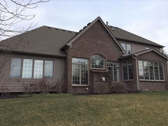 3rd image of 6621 Cherbourg Cir