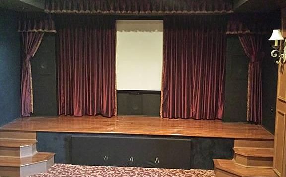 Stage