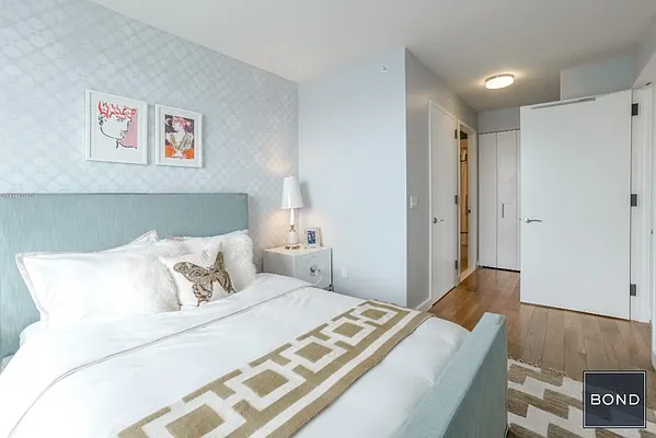 Rented by Bond New York | media 2