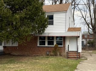 1469 E 250th St, Euclid, OH 44117