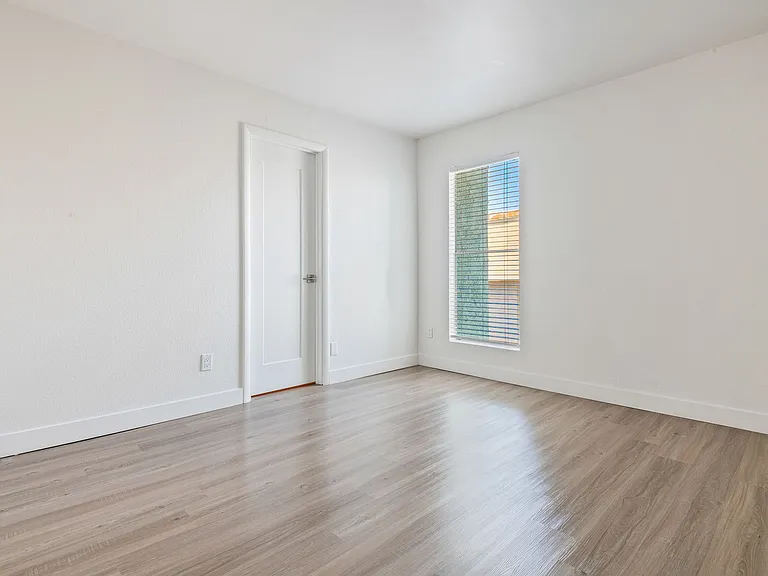 Echo Luxury Apartments — Photo 85