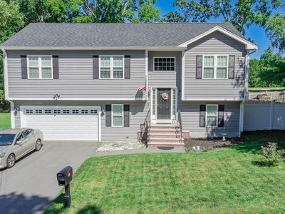 21 Bradford St, New Bedford, MA, 02745
