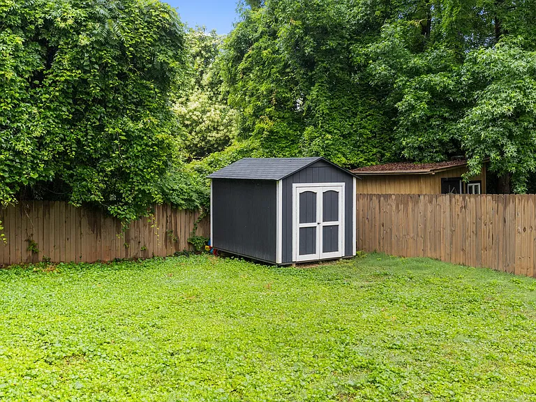 5008 Unaka Ave — Photo 6
