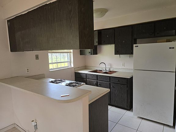 2nd image of 2904 Kingsley Drive