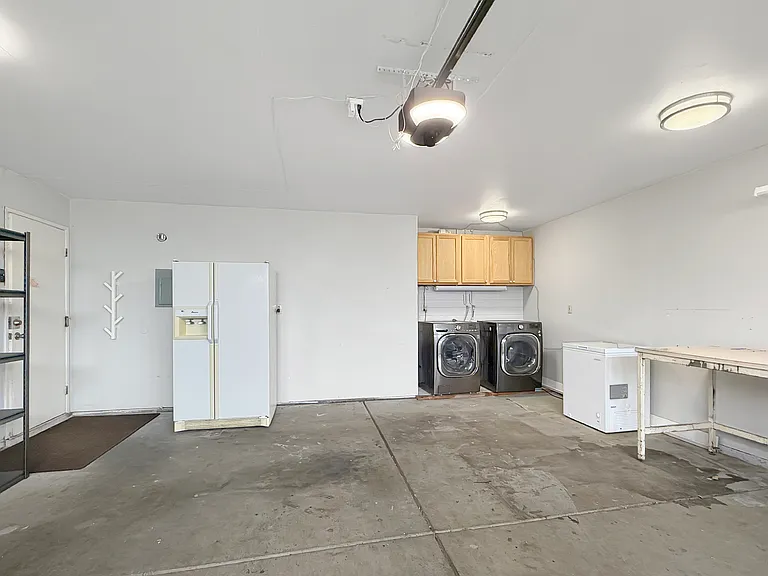 5935 Woodbine Pl — Photo 17