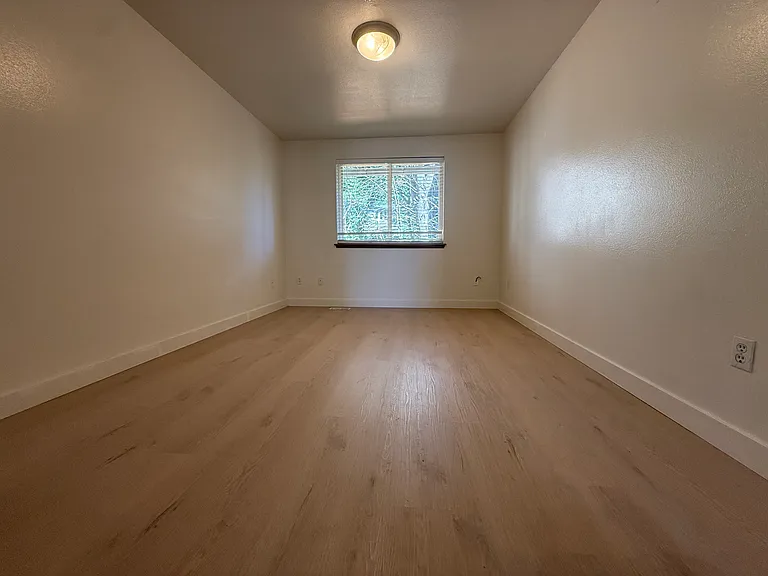 9910 NE 135th Pl — Photo 7