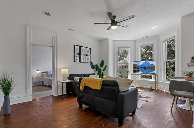 82 Price Ave #C — Photo 12