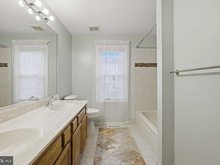 10734 Willow Oaks Dr — Photo 24