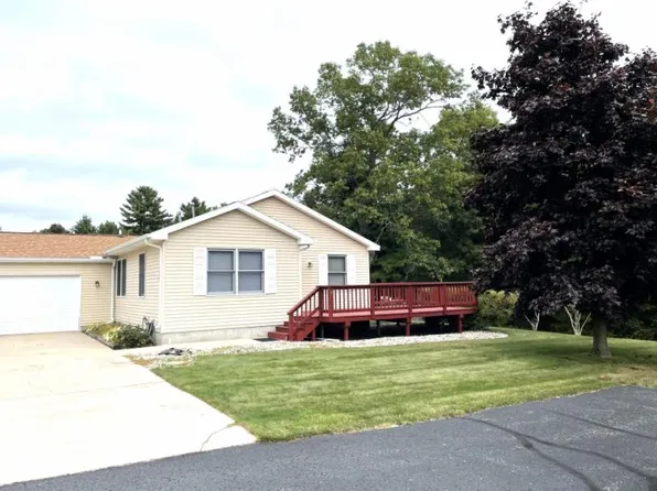 5776 Cedar Lake Rd, Oscoda, MI 48750