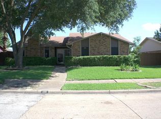 2206 Belton Dr, Carrollton, TX 75007