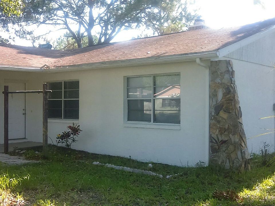 2nd image of 413 Evergreen Dr