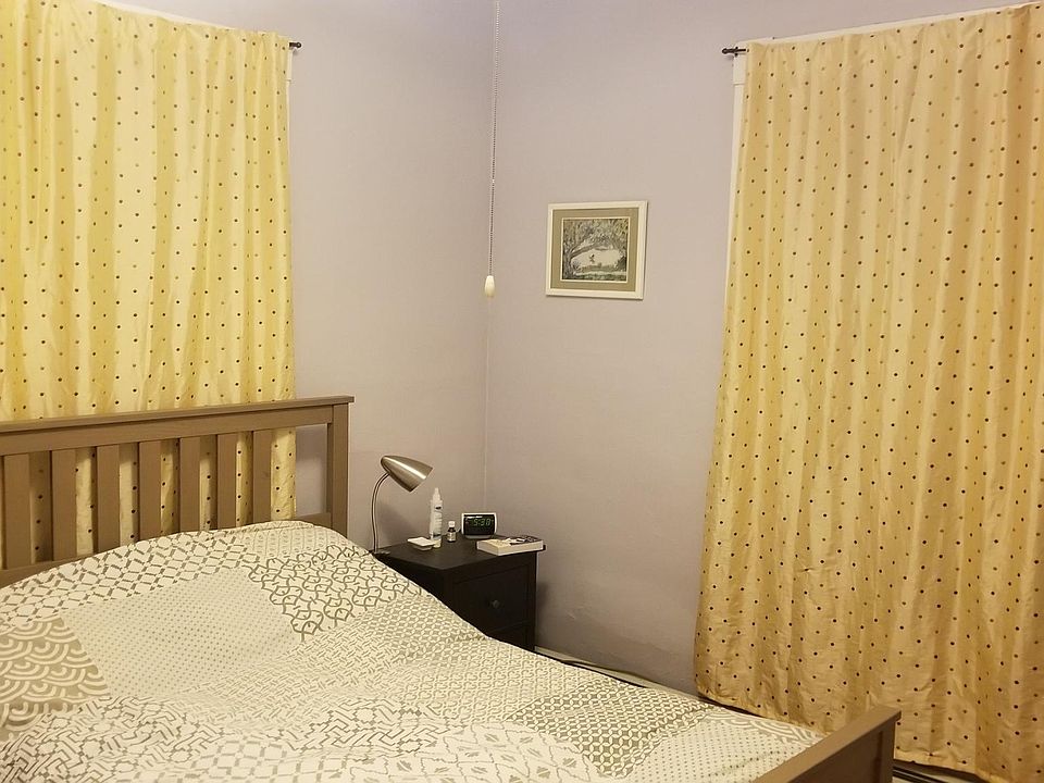 2nd image of 394 Centre St #1M