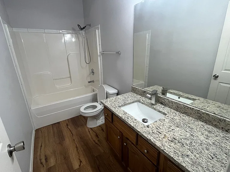 603 Preston Dr — Photo 9