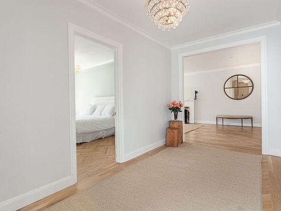 2nd image of 1088 Park Ave #15F