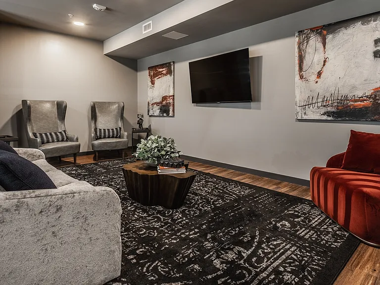 Arsenal 201 Resident Lounge