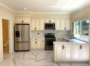 20311 Bryant St #A, Winnetka, CA 91306