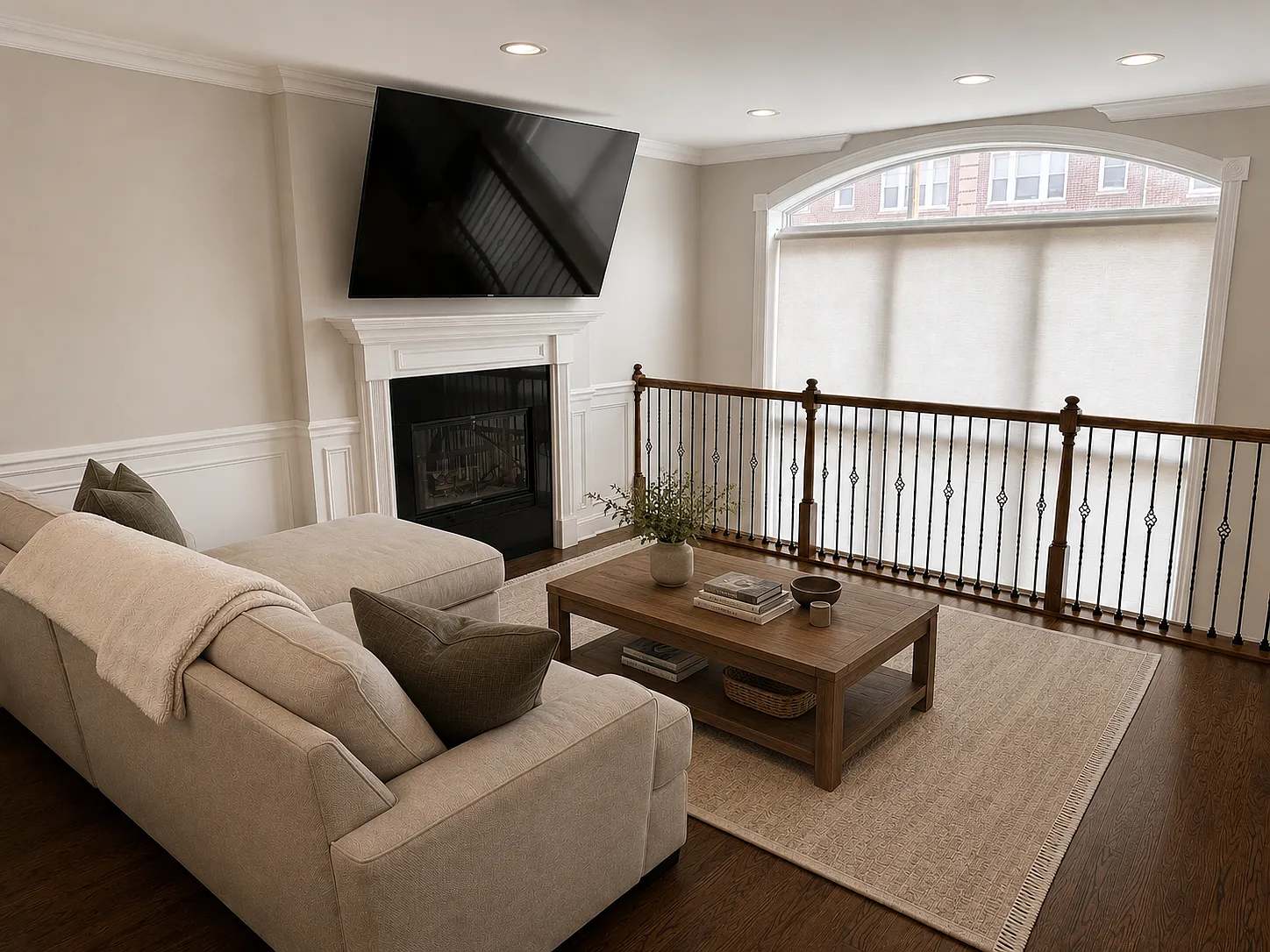 4 bed, 3.0 bath, 2500 sqft, $4,600 — Photo 1