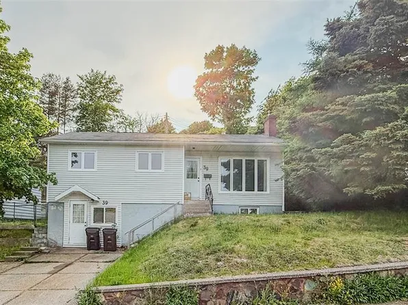 39 Wicklow Street, St. John's, NL A1B3H4