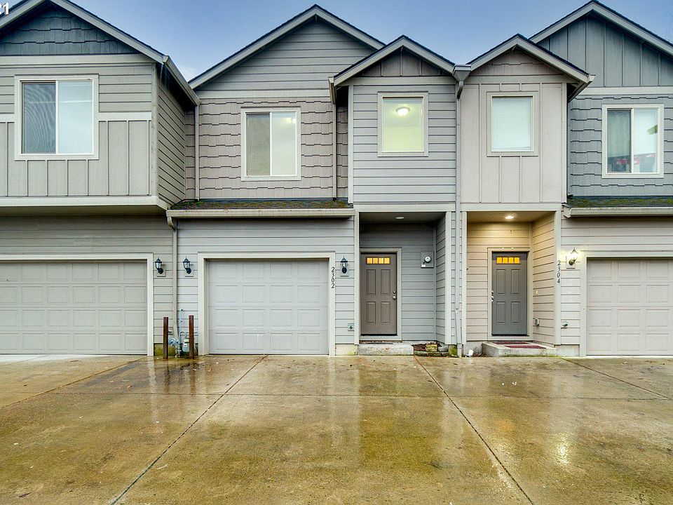 1st image of 2302 NE 130th Ave