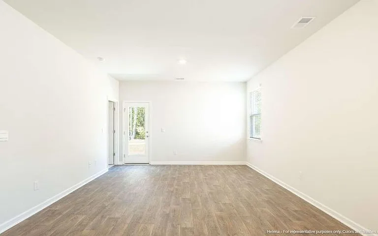 135 Congaree Ct — Photo 6