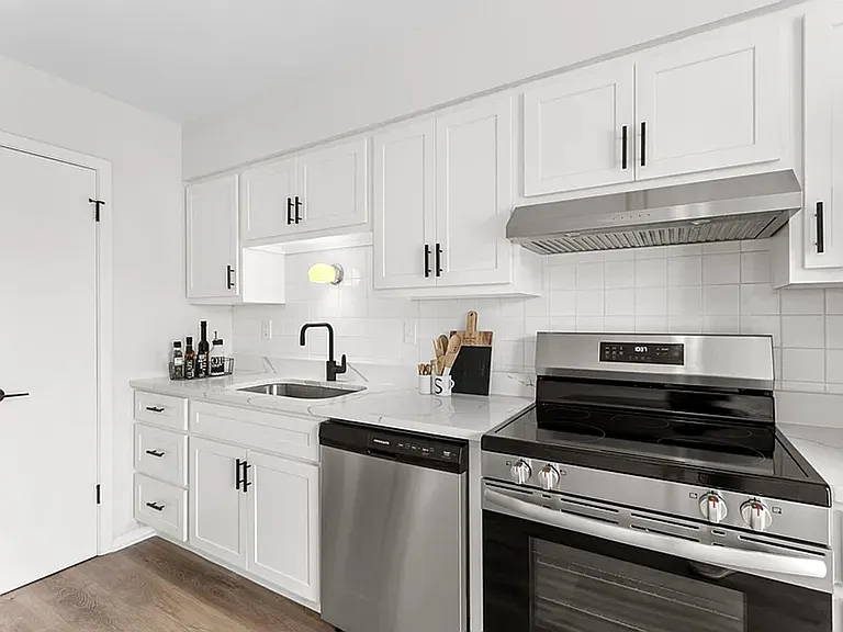 10017-10021 Rodium Dr — Photo 8