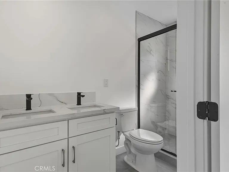 14165 Erwin St — Photo 9