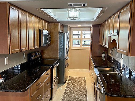 3rd image of 1025 Rockledge Dr APT 412A