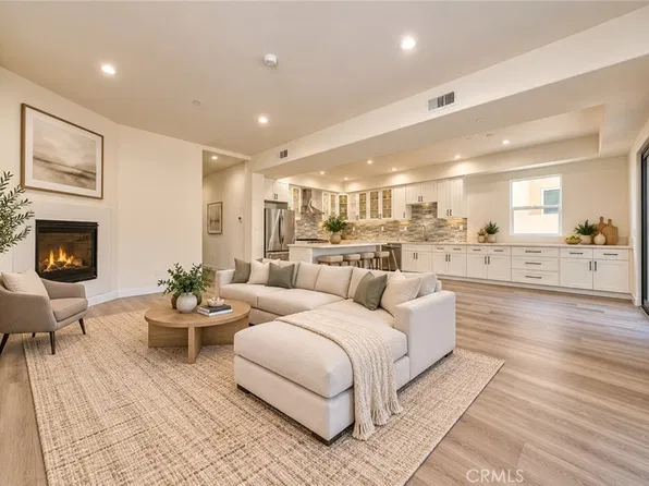 673 Castlehill Dr, Walnut, CA 91789