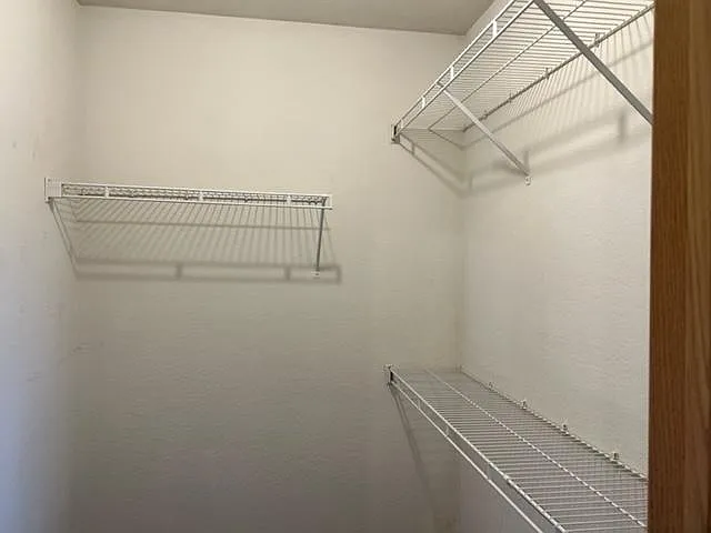 722 S Pinhook Dr — Photo 12