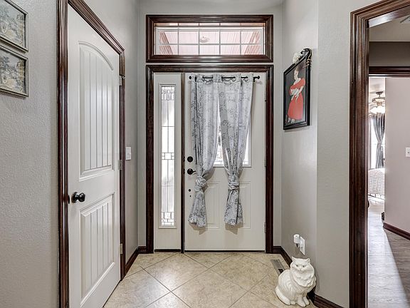 4th image of 3421 W 31st Street