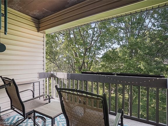 4th image of 6280 Greenwood Pkwy #5