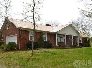 5375 Viola Rd, McMinnville, TN 37110