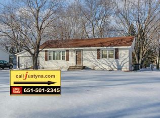 3023 Bellaire Ave N, Maplewood, MN 55109