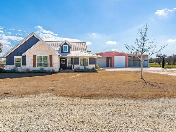 530 Dragon Ln, Lorena, TX 76655